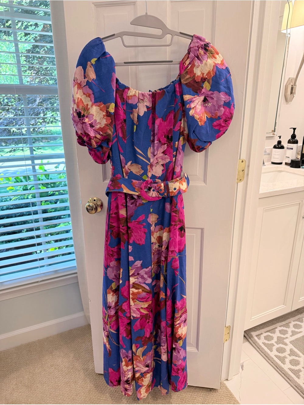 NICHOLAS sz 8 Santha Floral Puff-Sleeve Midi Dress